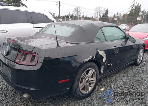 2013 Ford Mustang из США, поврежденный, VIN 1ZVBP8EM8D5217008